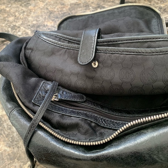 **HP** MICHAEL KORS Lisbeth Leather Backpack - Picture 7 of 14